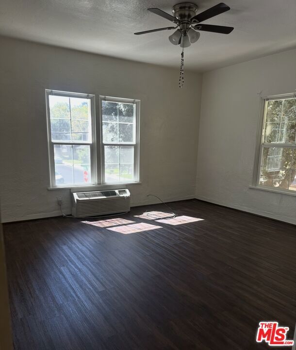 203 Jones Street Property Photo 3