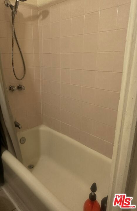 203 Jones Street Property Photo 9