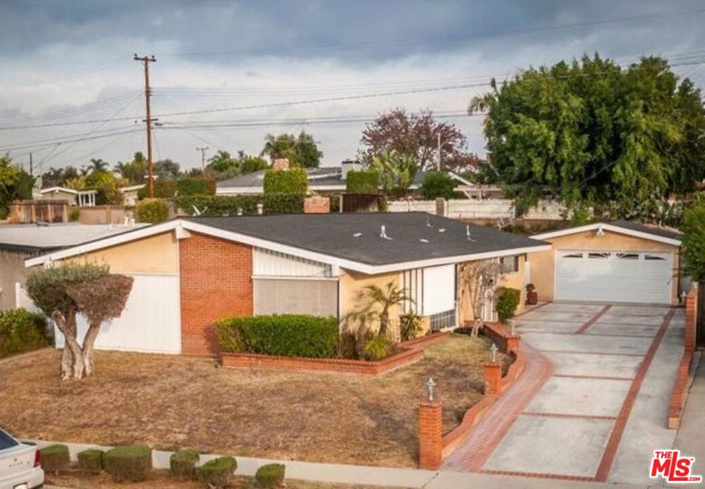 12938 Biola Avenue Property Photo 1