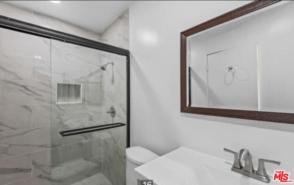 6798 Las Olas Way Property Photo 13