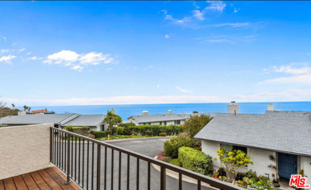 6798 Las Olas Way Property Photo 24