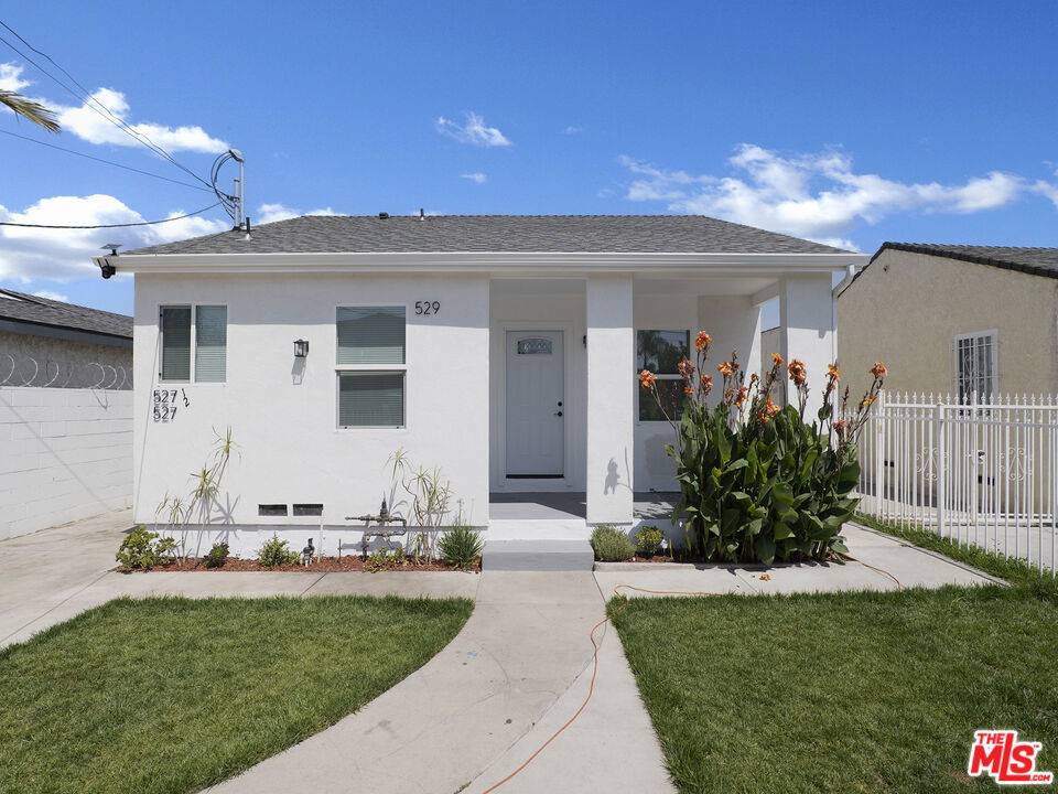 529 W 90th Street Property Photo 1