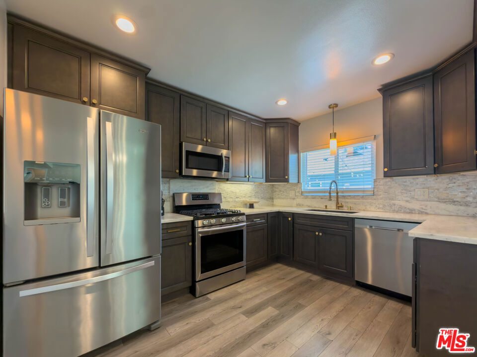 15449 Septo Street Property Photo 5