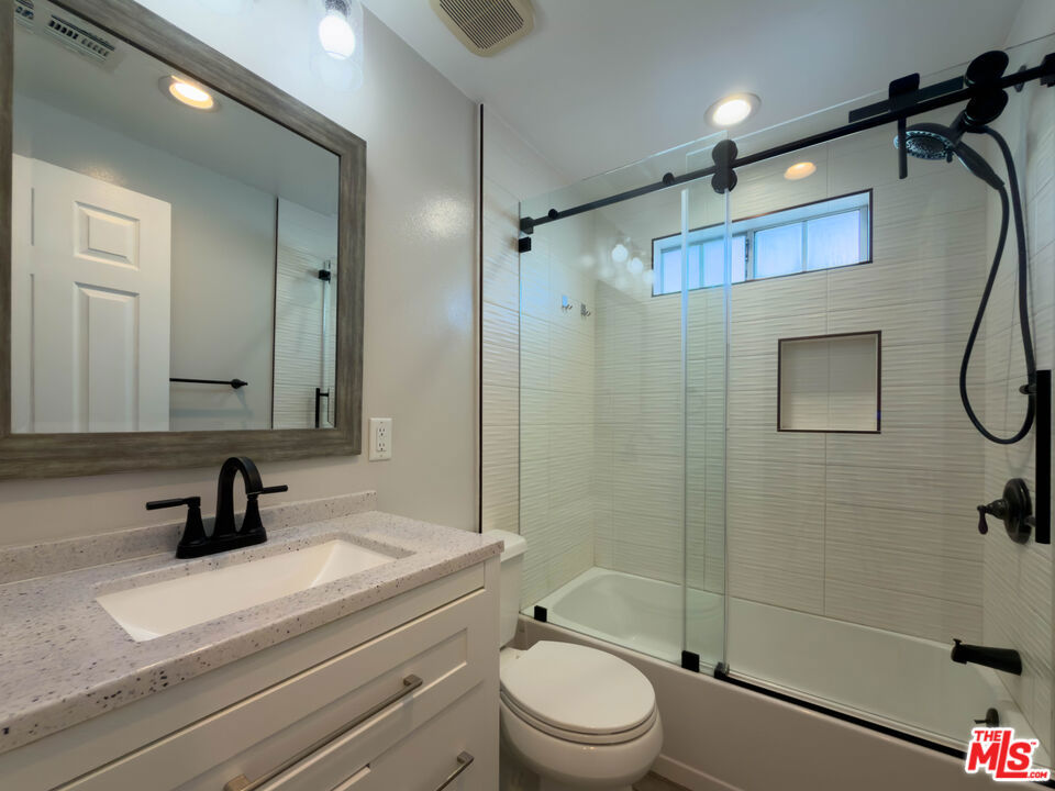 15449 Septo Street Property Photo 13