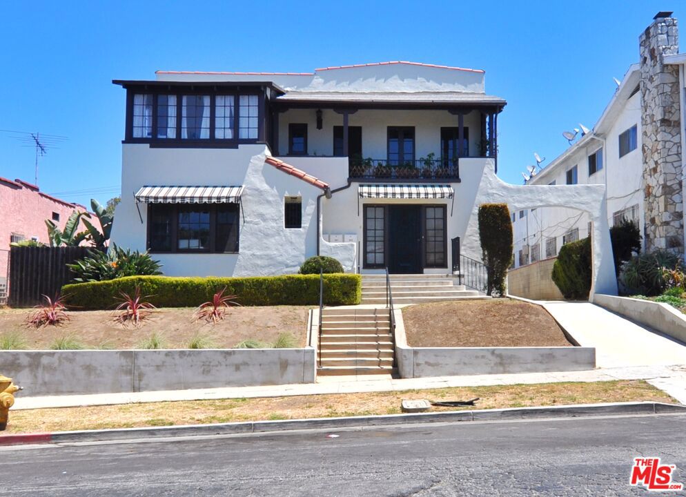 3919 W 27th Street Property Photo 3