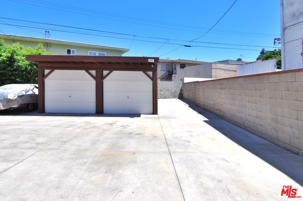 3919 W 27th Street Property Photo 14