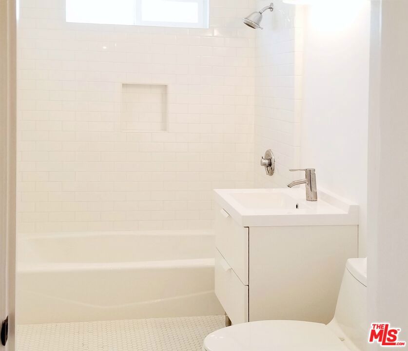 3919 W 27th Street Property Photo 48