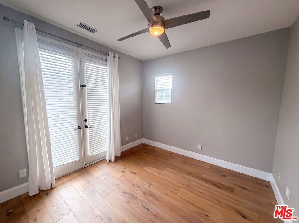 48 Laurelhurst Drive Property Photo 14