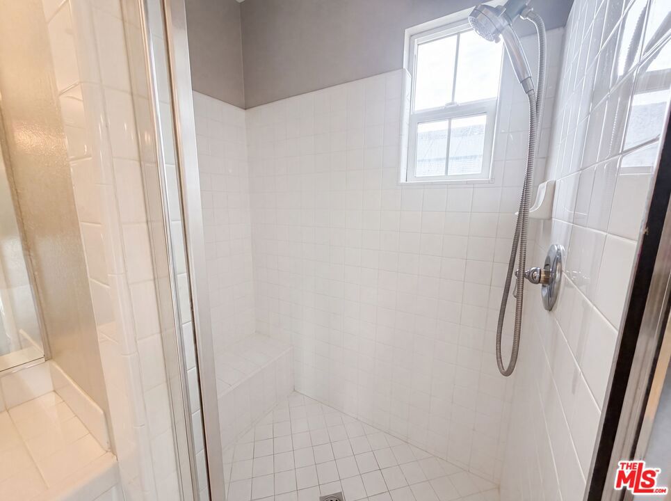 48 Laurelhurst Drive Property Photo 19