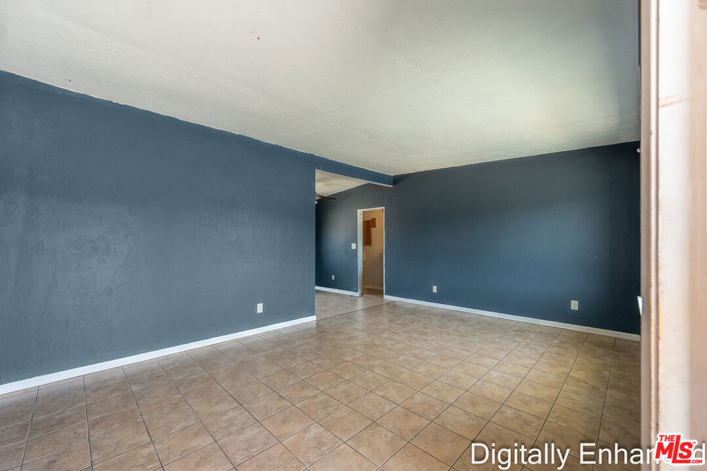 72377 Nicolson Drive Property Photo 2