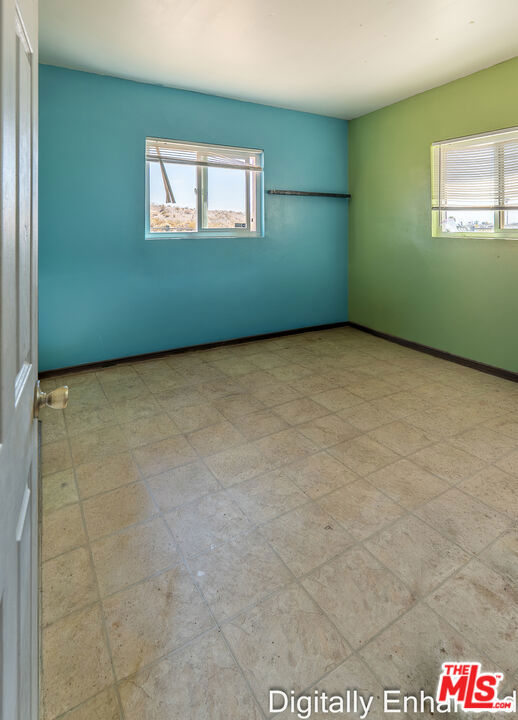 72377 Nicolson Drive Property Photo 12