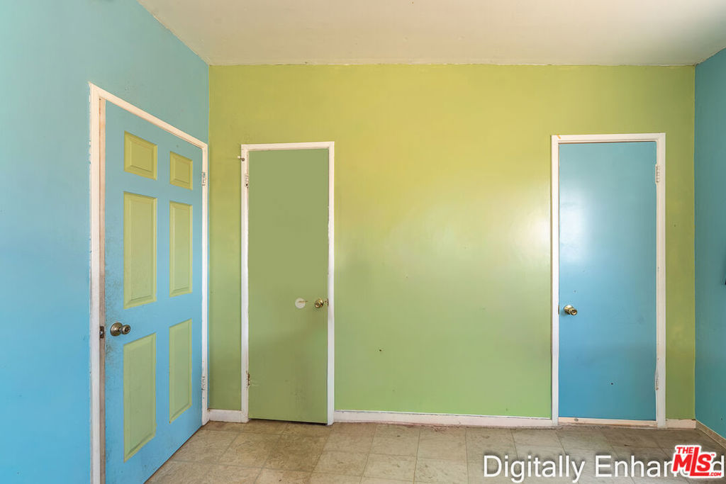 72377 Nicolson Drive Property Photo 14