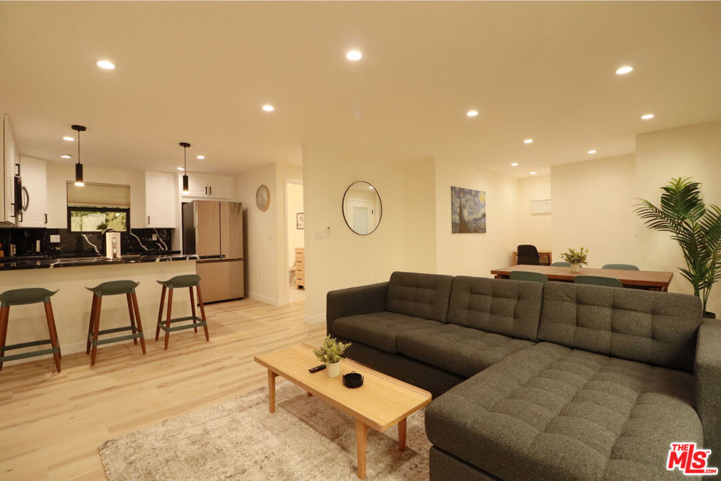 918 N San Vicente Boulevard E Property Photo 1