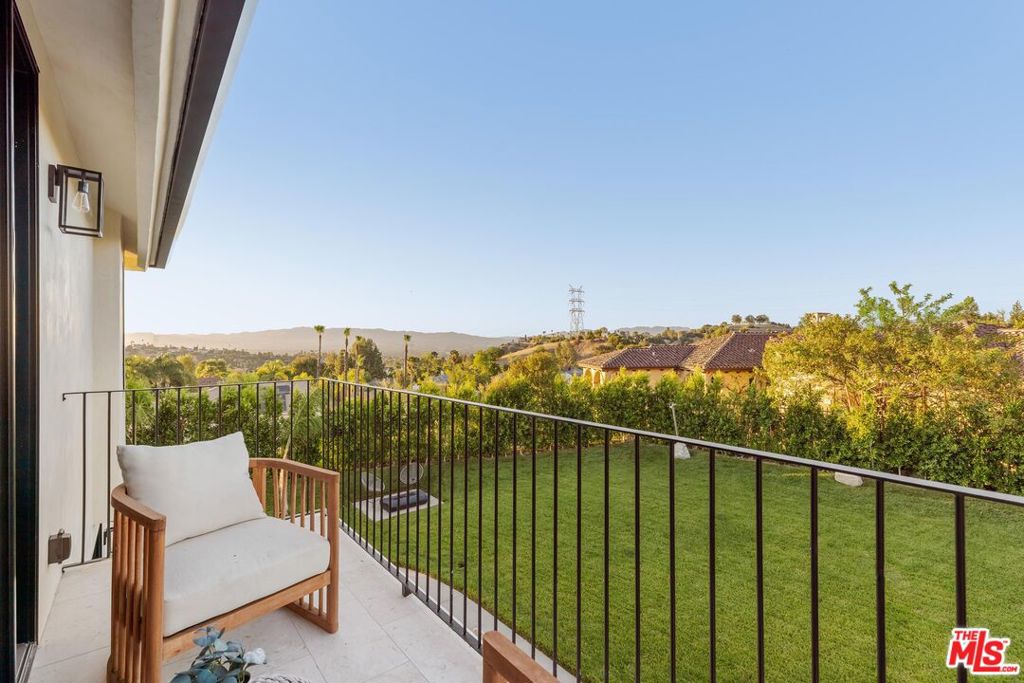 4016 San Remo Way Property Photo 27