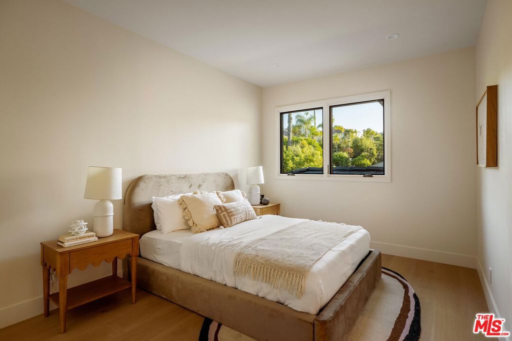 4016 San Remo Way Property Photo 32