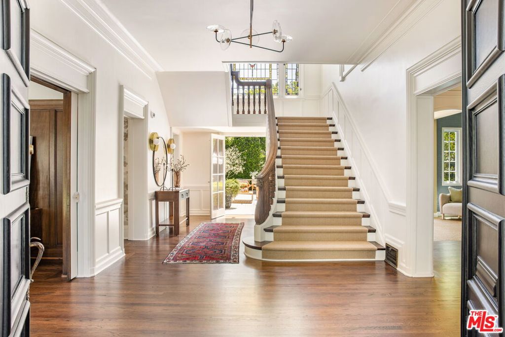 612 Lorraine Boulevard Property Photo 3