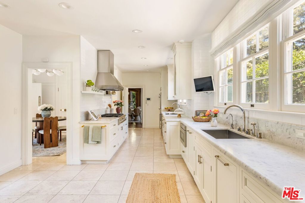 612 Lorraine Boulevard Property Photo 17