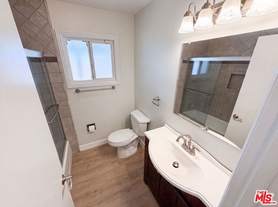 11844 Graystone Avenue Property Photo 11