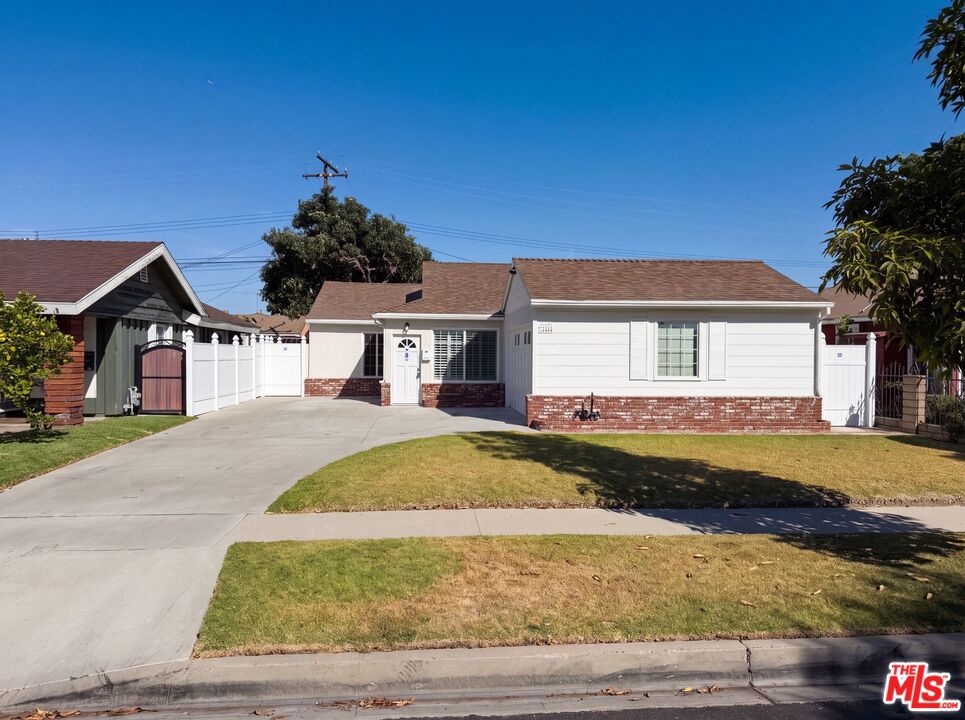 11844 Graystone Avenue Property Photo 21