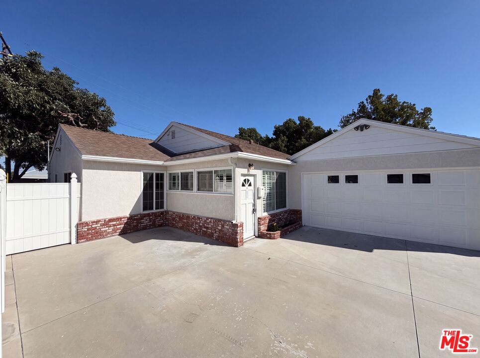 11844 Graystone Avenue Property Photo 25