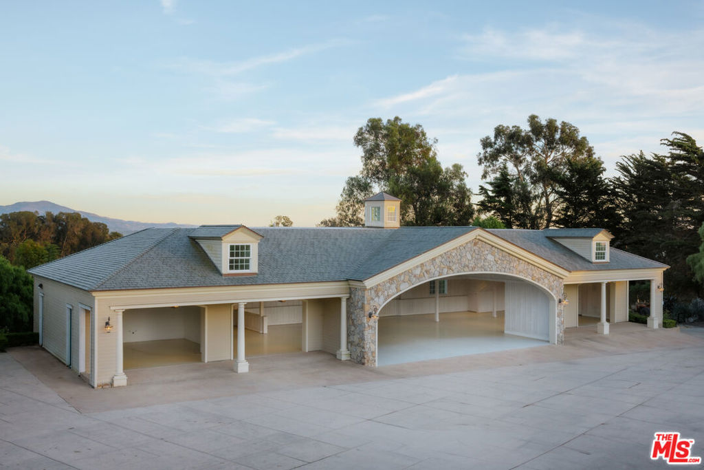 120 Montecito Ranch Lane Property Photo 32