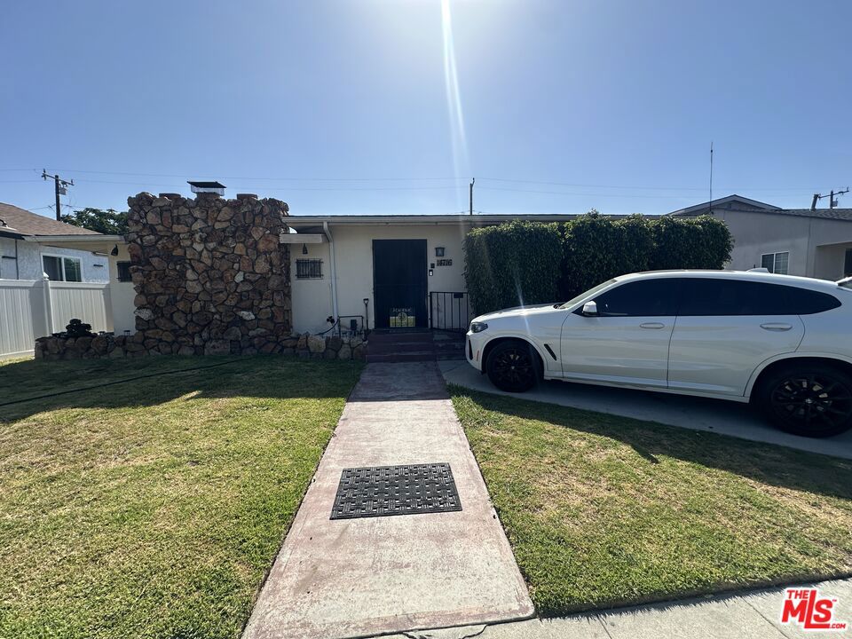 26864075 Property Photo 1