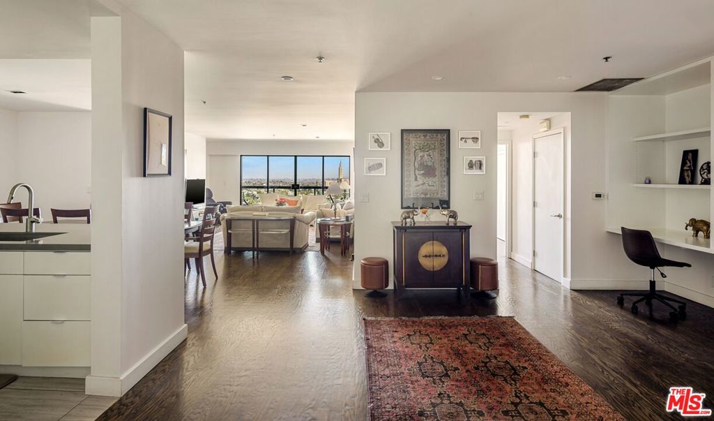 10724 Wilshire Boulevard 712 Property Photo 8