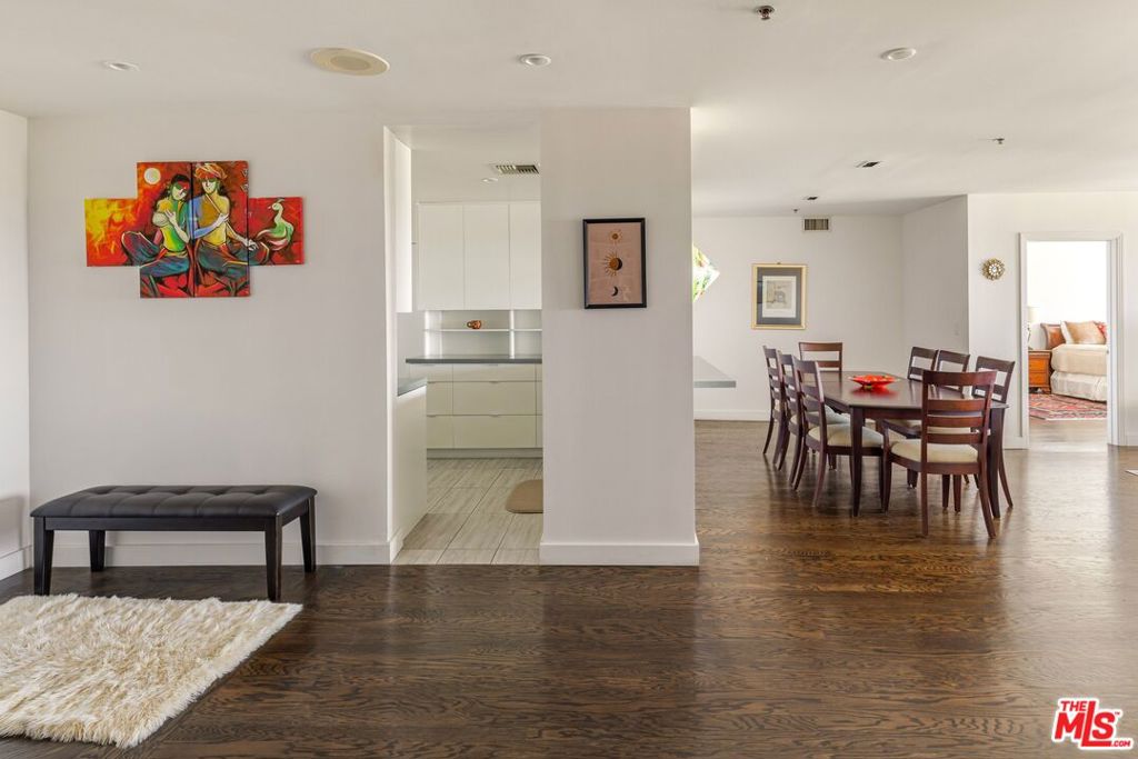 10724 Wilshire Boulevard 712 Property Photo 10