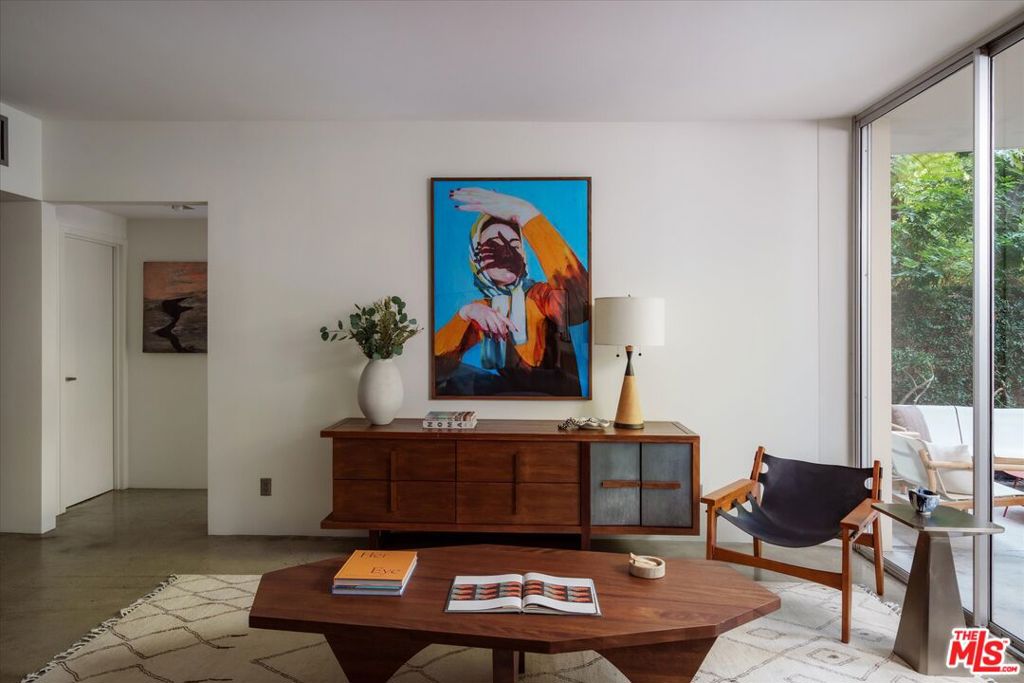 4455 Los Feliz Boulevard 106 Property Photo 8
