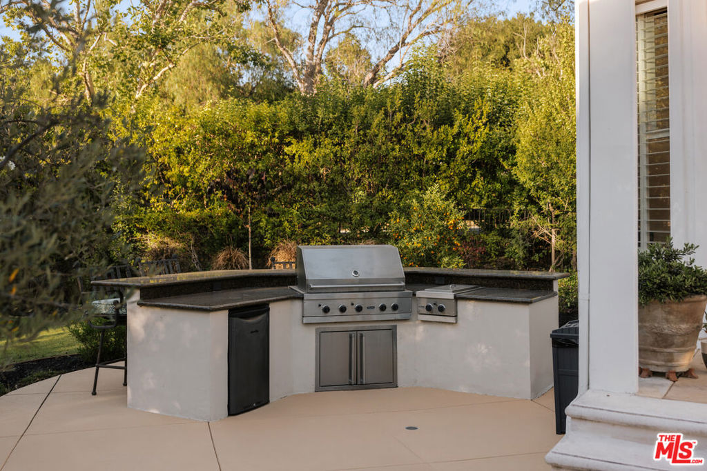 1285 Falling Star Avenue Property Photo 25