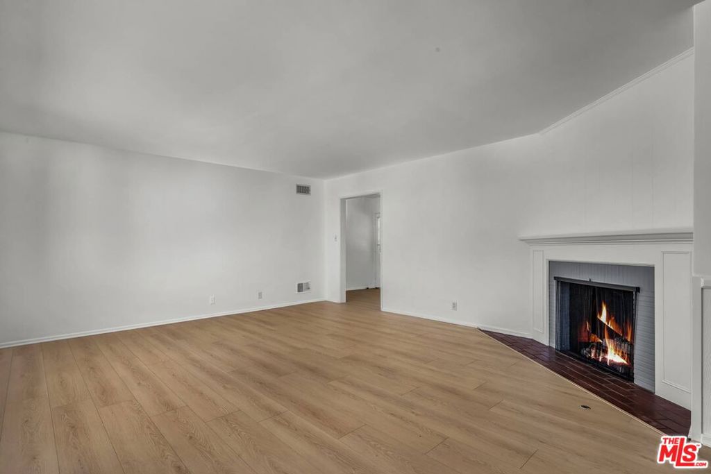 315 26th Street Property Photo 4
