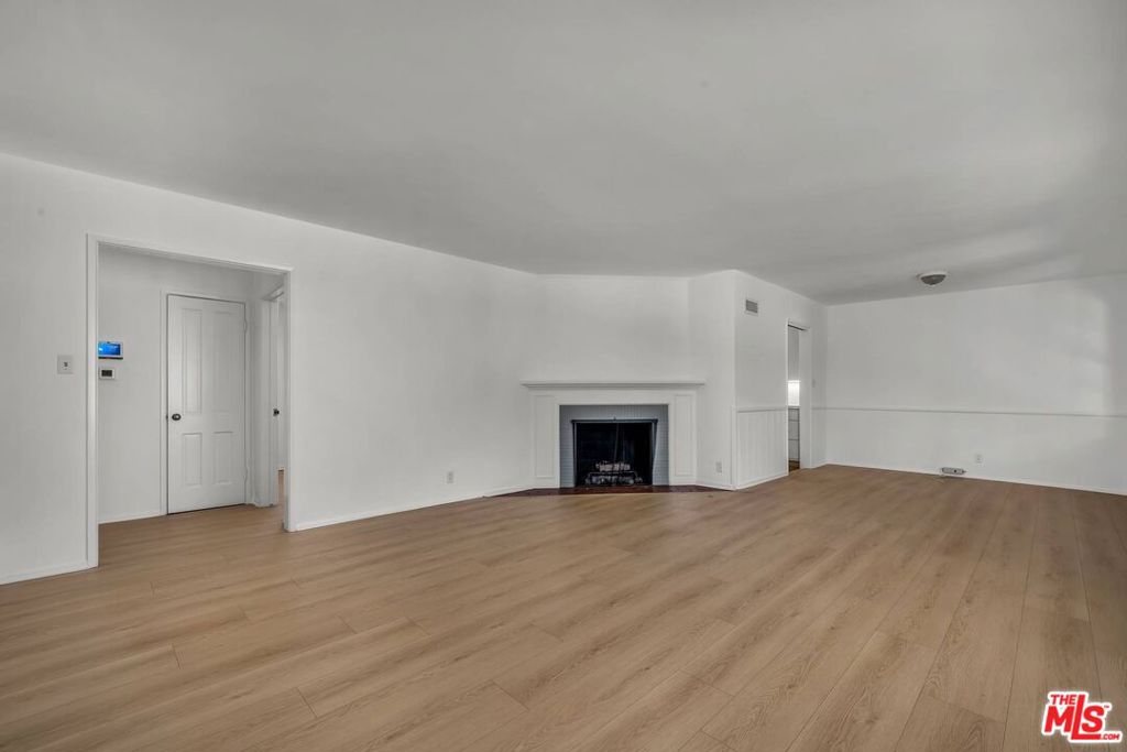 315 26th Street Property Photo 6