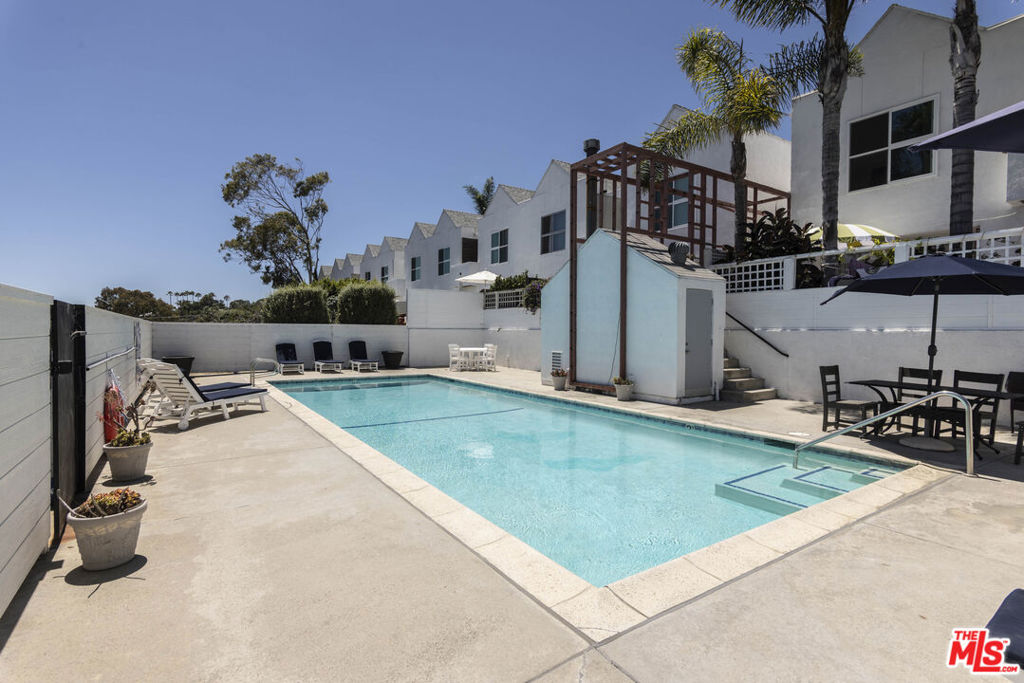 28711 Pacific Coast Highway 30 Property Photo 2