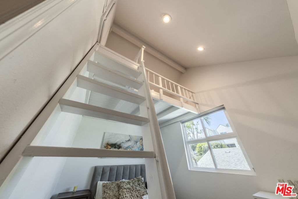 28711 Pacific Coast Highway 30 Property Photo 21