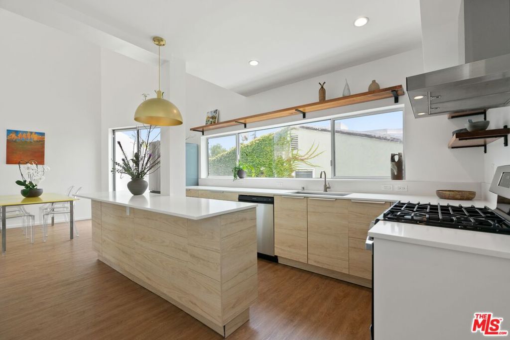 1244 14th Street E Property Photo 10