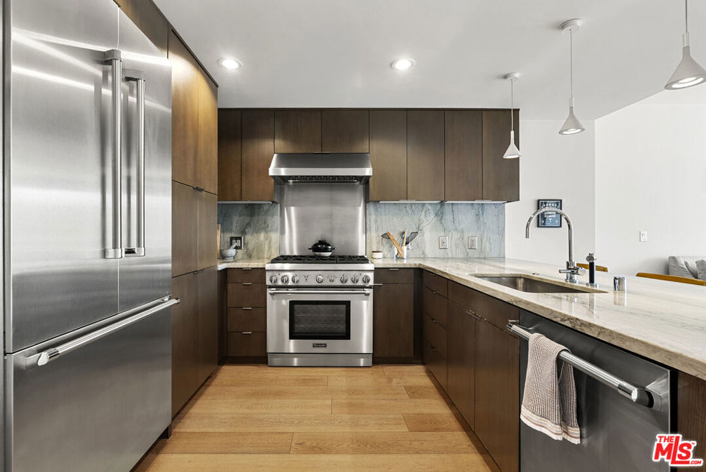 1705 Ocean Avenue 311 Property Photo 8