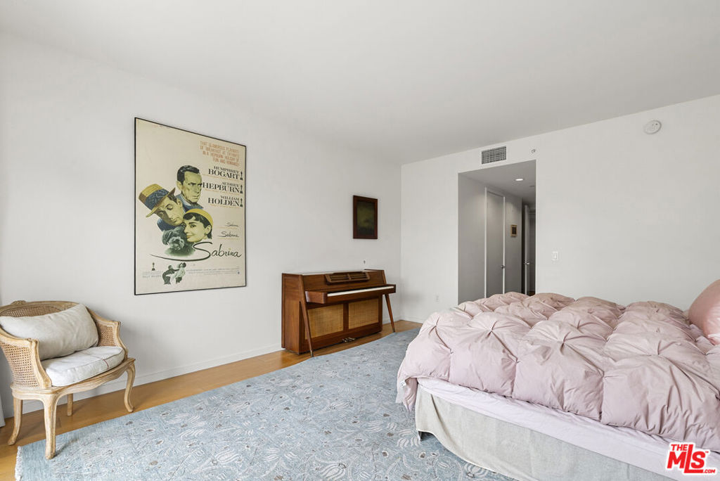 1705 Ocean Avenue 311 Property Photo 14