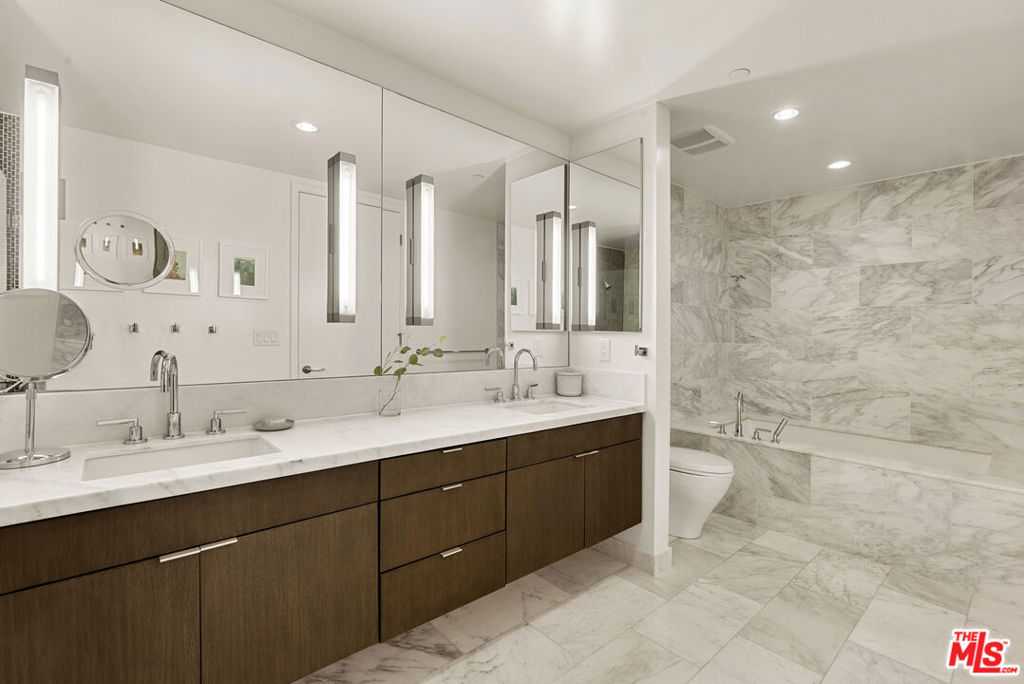 1705 Ocean Avenue 311 Property Photo 19