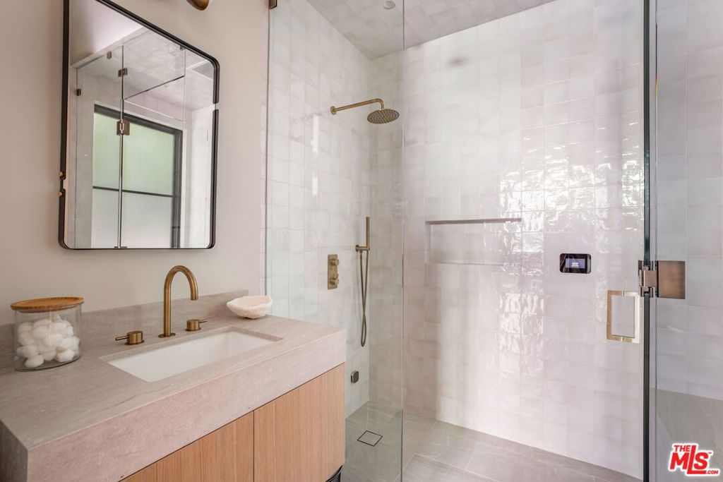 9951 Liebe Drive Property Photo 32