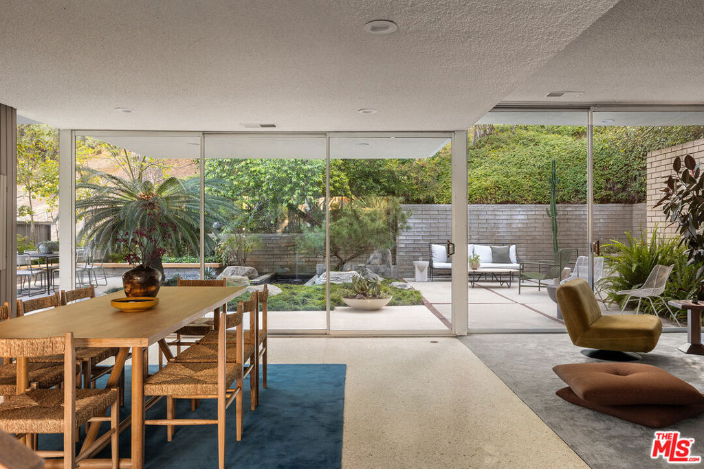 9080 Wonderland Park Avenue Property Photo 1