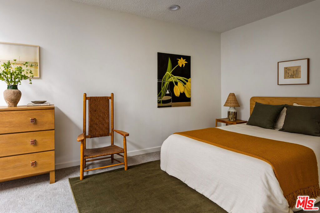 9080 Wonderland Park Avenue Property Photo 19