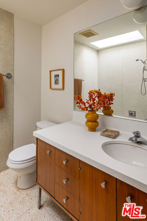9080 Wonderland Park Avenue Property Photo 20
