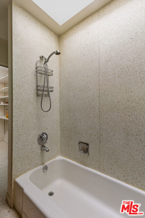 9080 Wonderland Park Avenue Property Photo 21