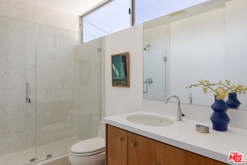 9080 Wonderland Park Avenue Property Photo 29