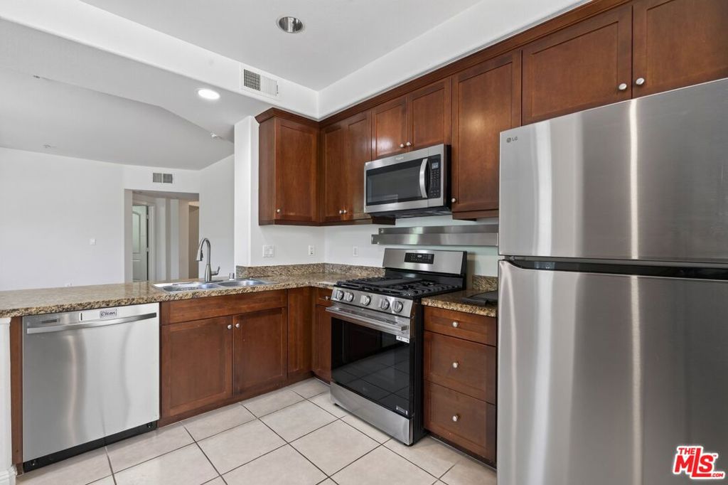 360 W Avenue 26 107 Property Photo 12