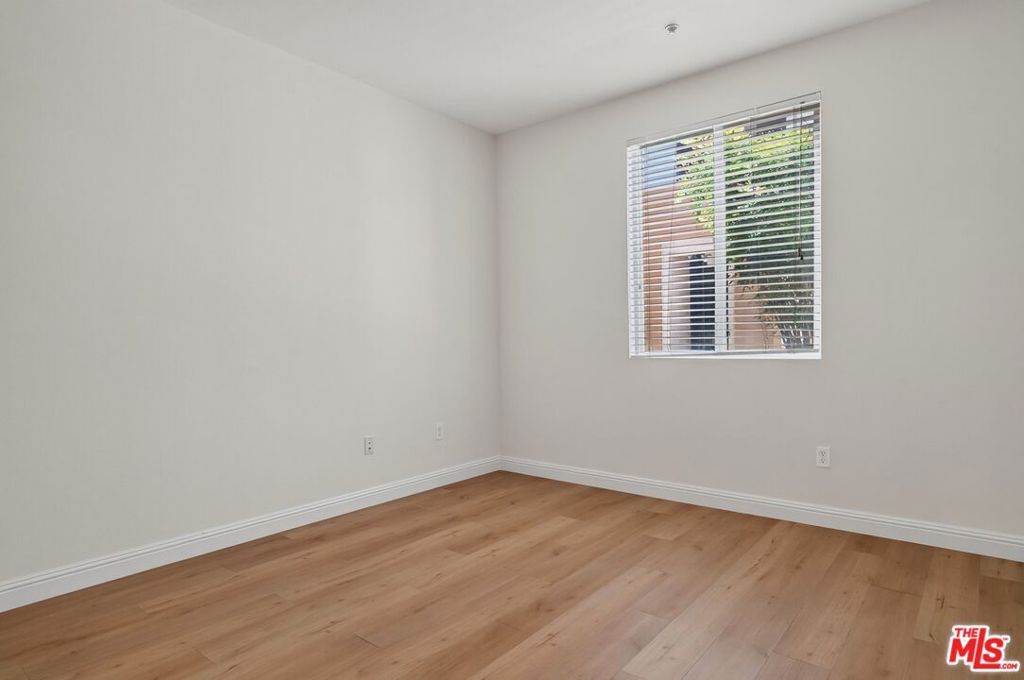 360 W Avenue 26 107 Property Photo 18