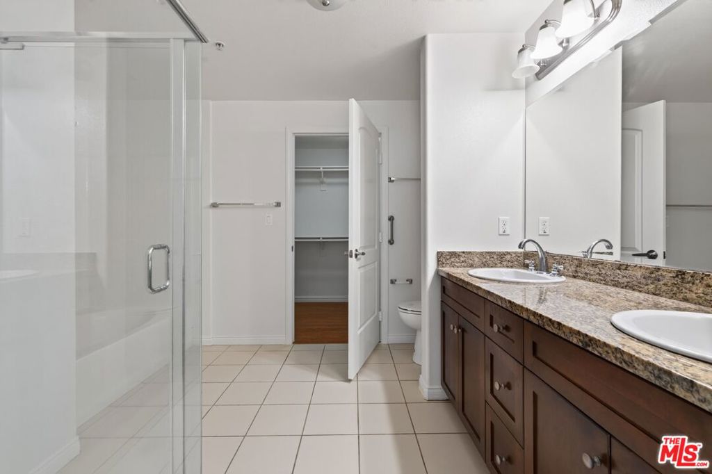 360 W Avenue 26 107 Property Photo 21
