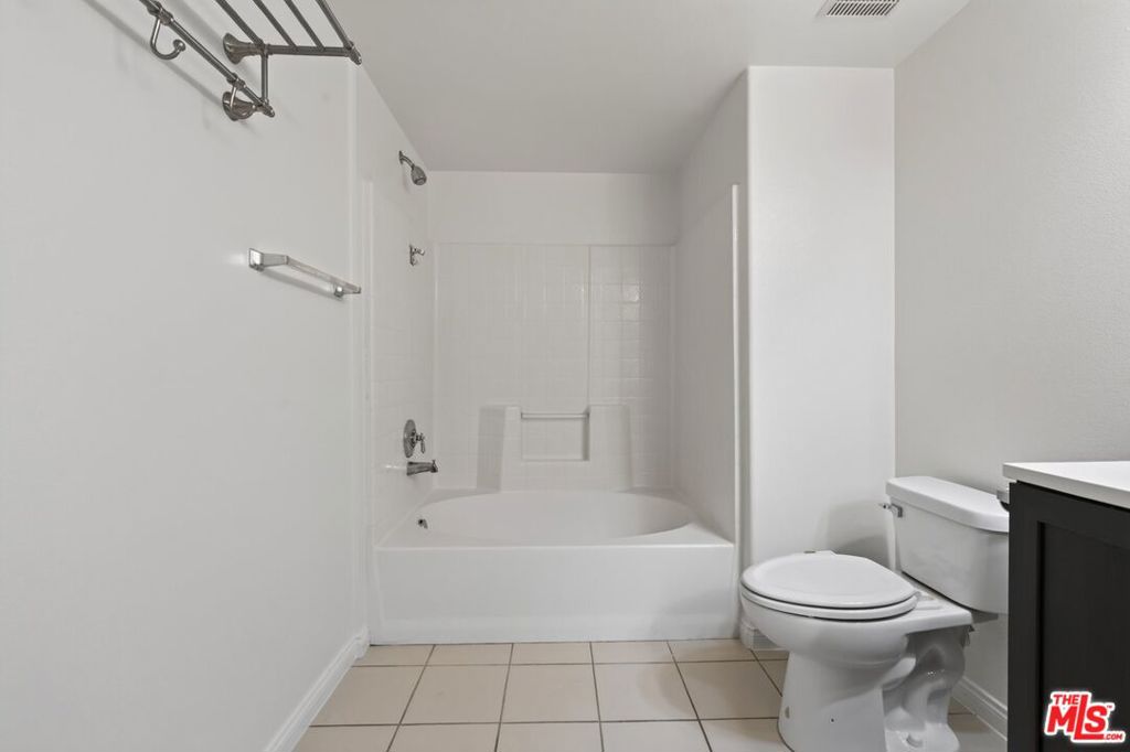 360 W Avenue 26 107 Property Photo 32
