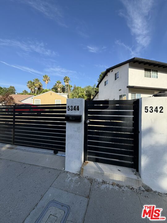 5342 Don Pio Drive Property Photo 1