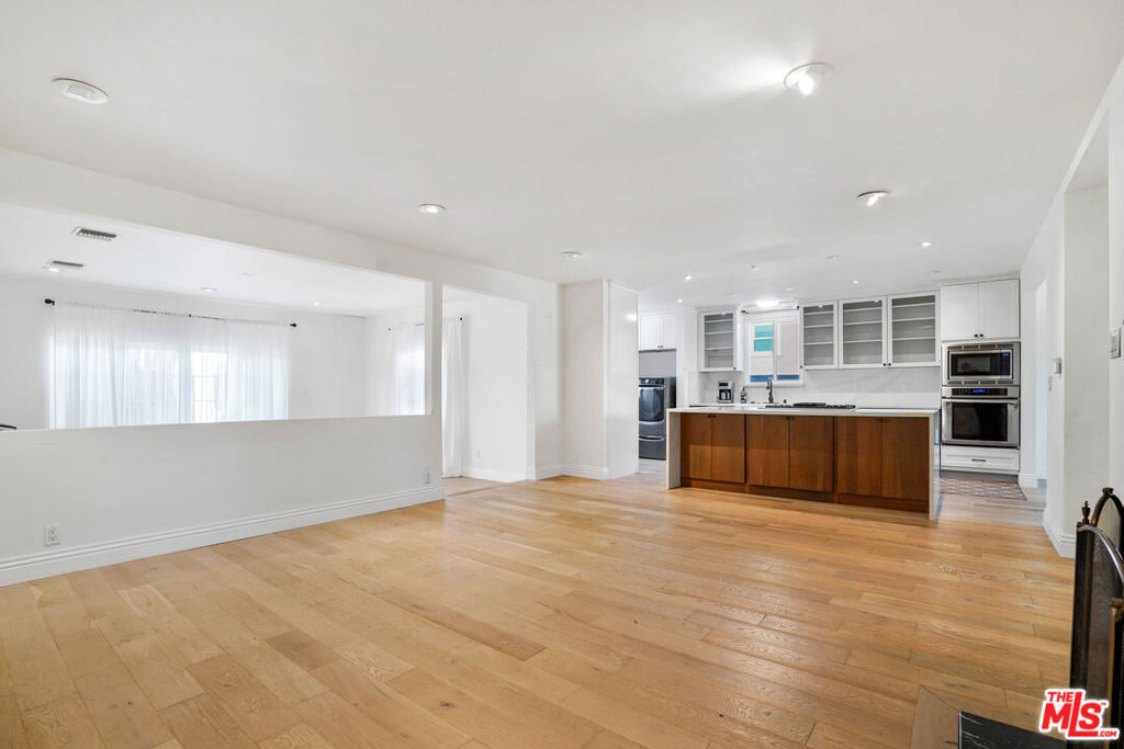 649 Tufts Avenue Property Photo 6